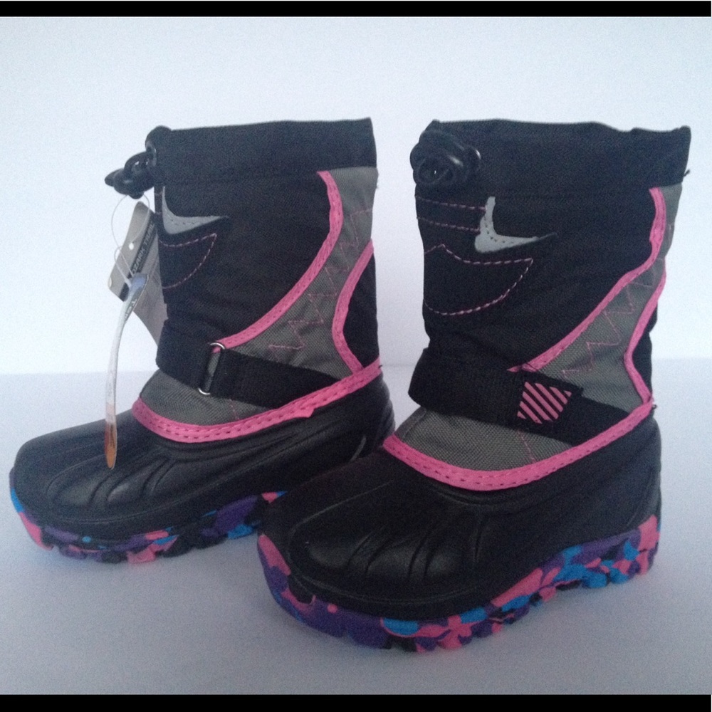 NWT- Ozark Trail Girls Toddler Winter Temp Boots